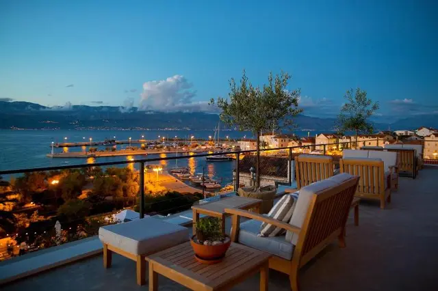 Hotel Osam
