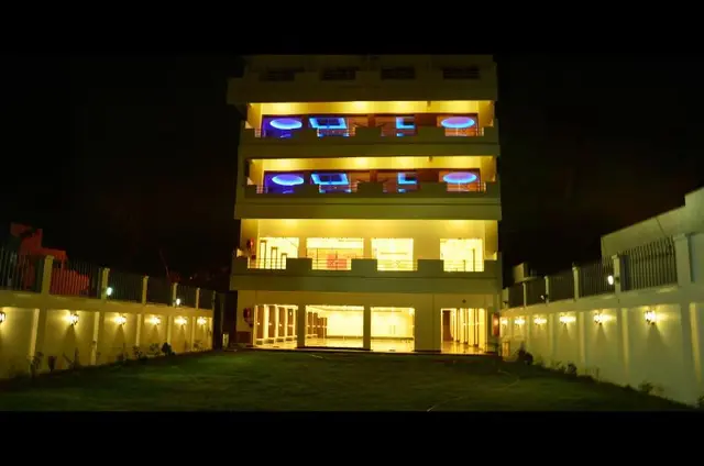 Royal Windsor Hotel