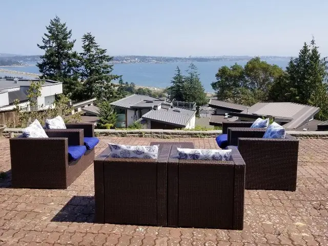 Victoria Ocean View B&B House