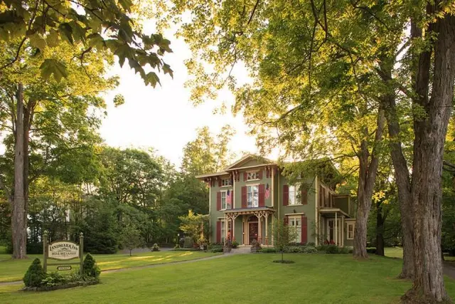 Landmark Inn