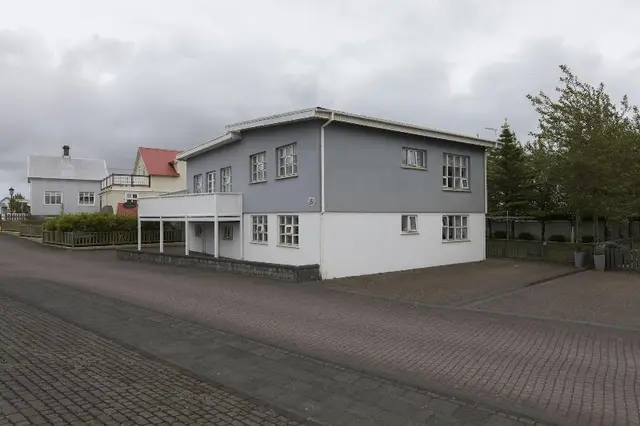 A. Bernhard Guesthouse
