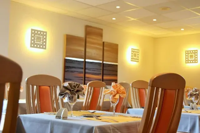 Hôtel Restaurant Relais des Champs