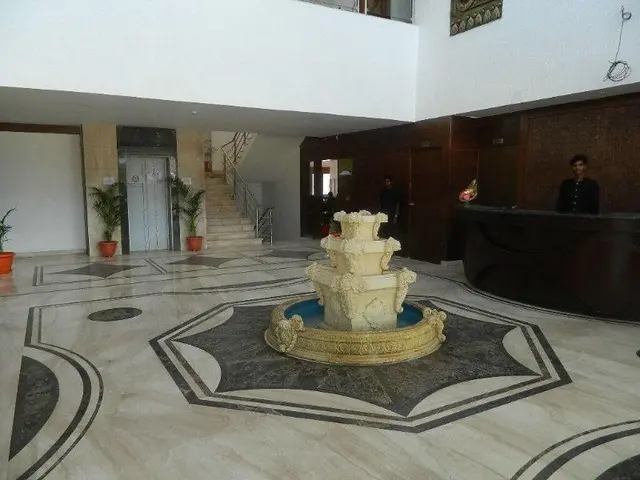 Keshav Clarks Inn