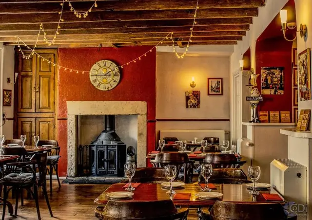 Forresters Hotel And Restaurant
