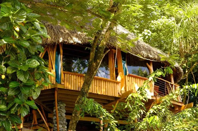 Vanira Lodge
