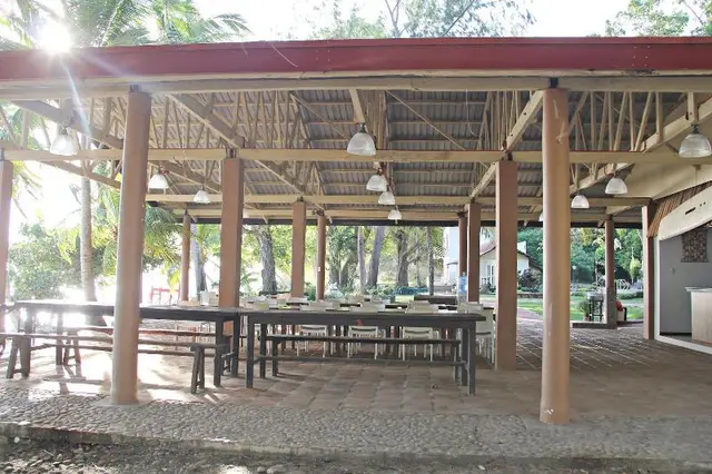 Submarine Garden Beach Resort