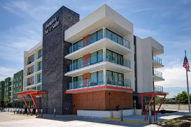 Hampton Inn & Suites Sunnyvale/Silicon Valley, CA