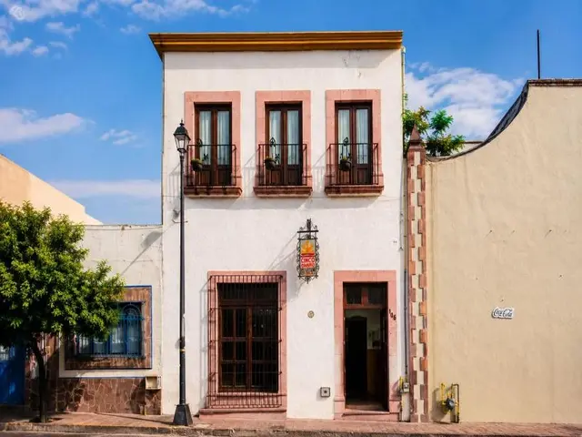 Cinco De Mayo Hotel