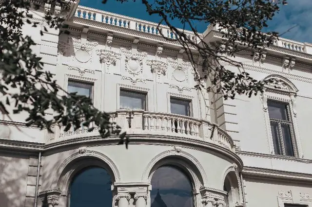 Alice Hotel
