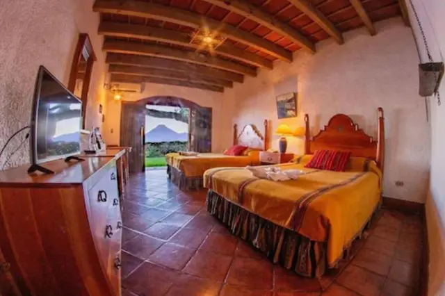 Posada De Don Rodrigo Panajachel