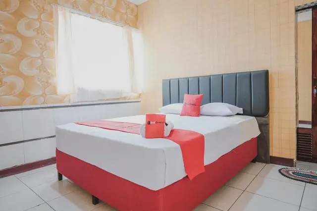 Formerly RedDoorz Plus near Istana Maimun Medan