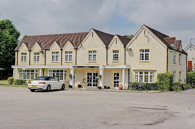 Lodge - Birmingham Airport & Nec