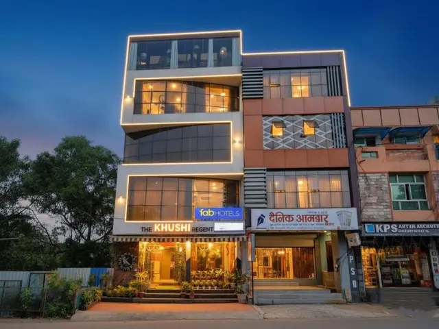 Fabhotel The Khushi Regent