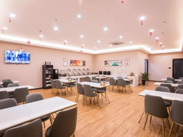 GreenTree Inn Nantong Railway Station Express hote