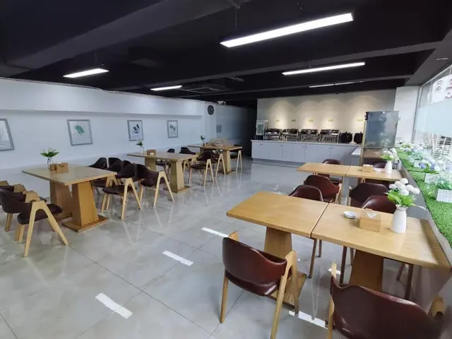 Vatica HeFei Baishuiba BHG Hotel