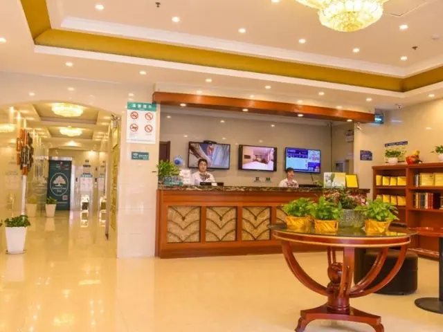 GreenTree Inn Chizhou Changjiang Middle Road Shan