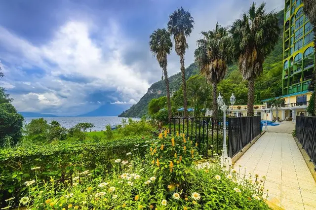 Hotel La Riviera de Atitlan