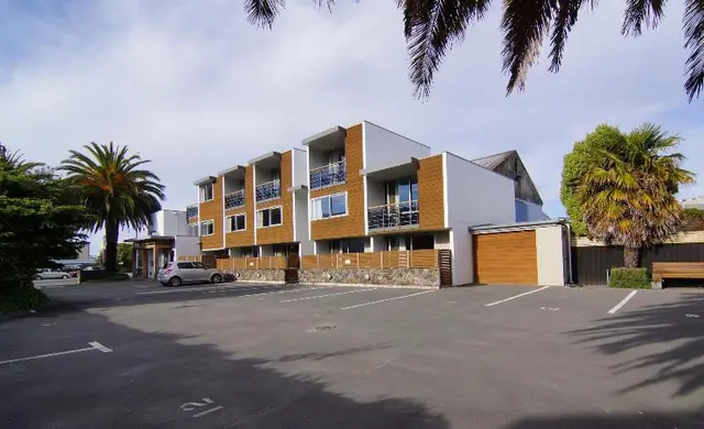 Sumner Bay Motel & Apartments