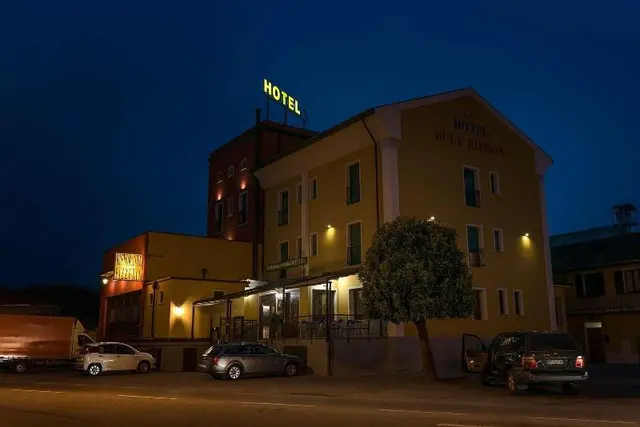 Hotel Blue Ribbon