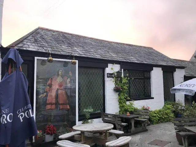 The Tree Inn