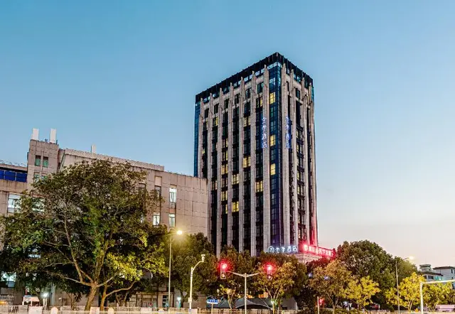 Ji Hotel Shanghai Songjiang Sports Square Center