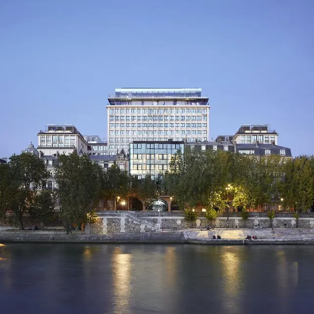 SO/ Paris