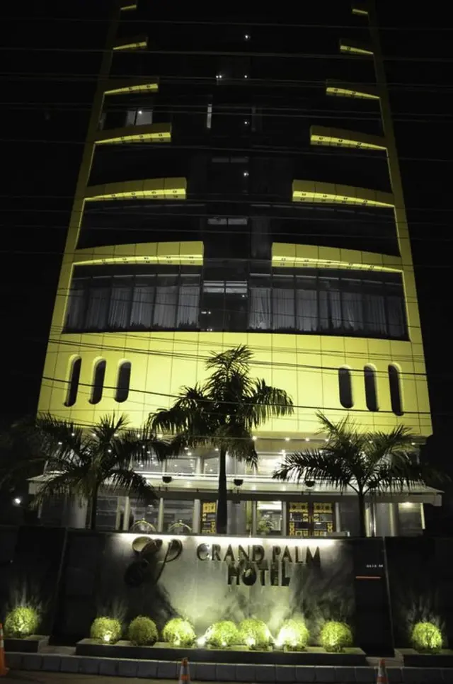 Grand Palm Hotel