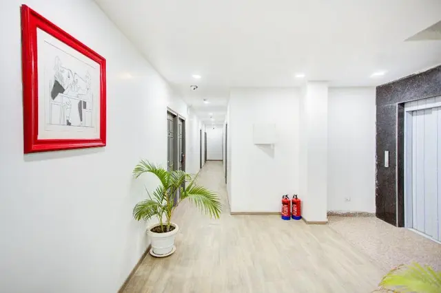 OYO 79846 Townhouse 292 Atal chowk Indirapuram Gha