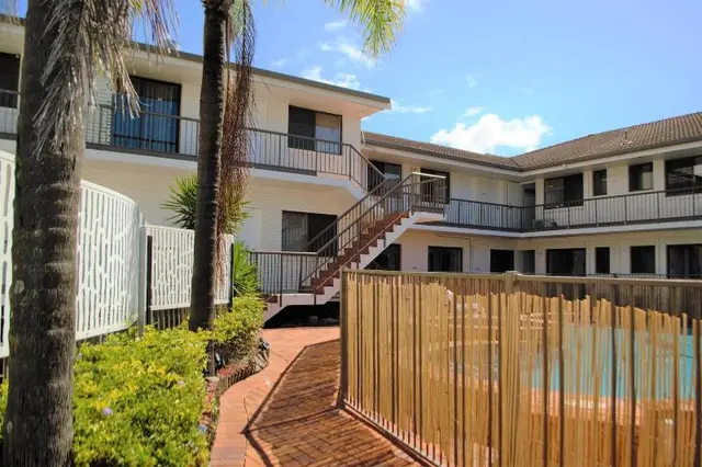 Gold Coast Inn