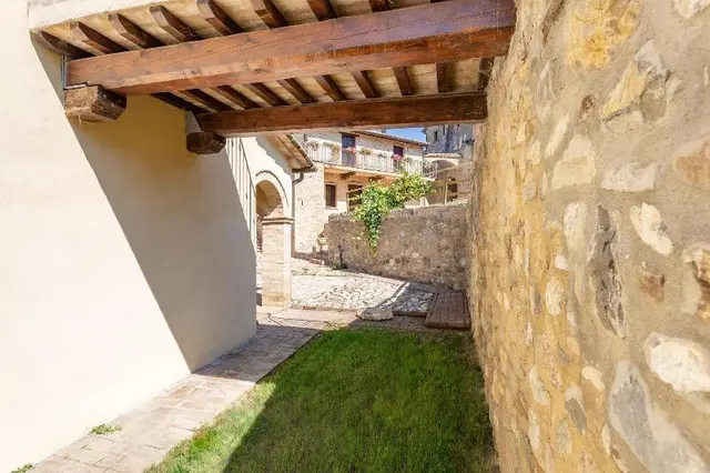 Gh Borgo Pulciano Agriturismo