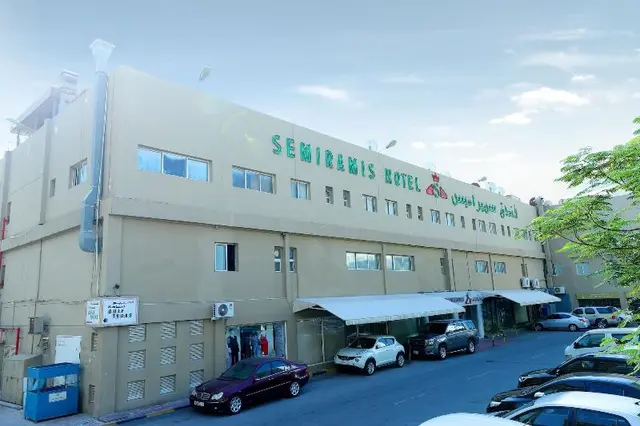 OYO 112 Semiramis Hotel