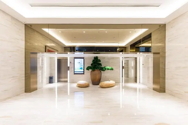 Ji Hotel (Shenyang Qigong Street Metro Station)