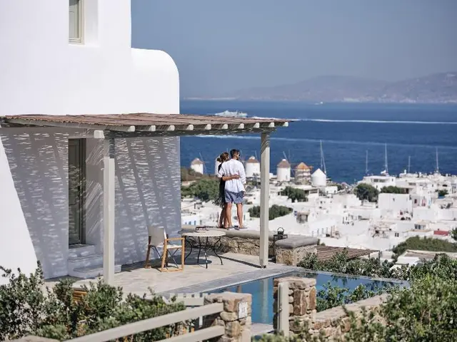 Belvedere Hilltop Complex Rooms & Suites