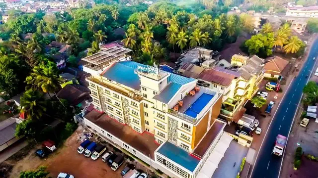 Hotel Cosmique