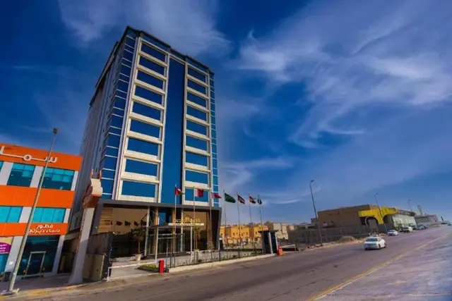 The Gate Hotel and Apartments
