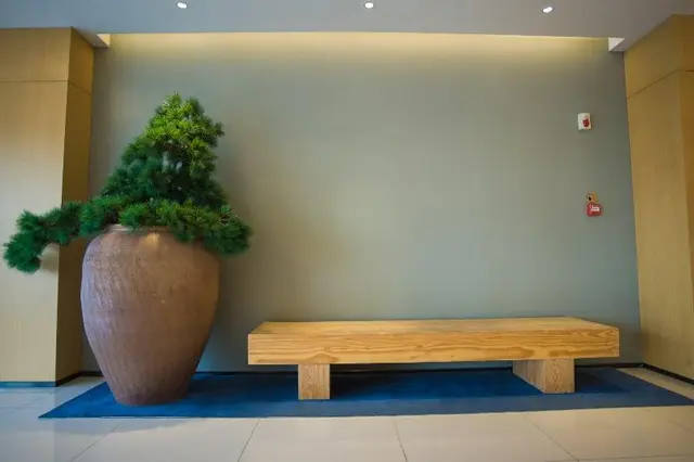 Ji Hotel (Kaifeng Jinming Square)