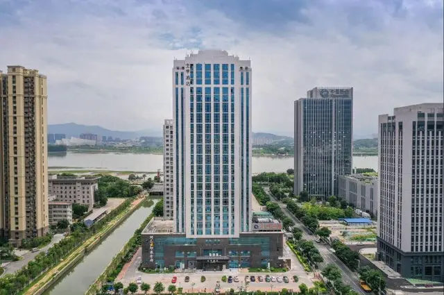 Ji Hotel (Fuzhou Mawei Free Trade Zone)