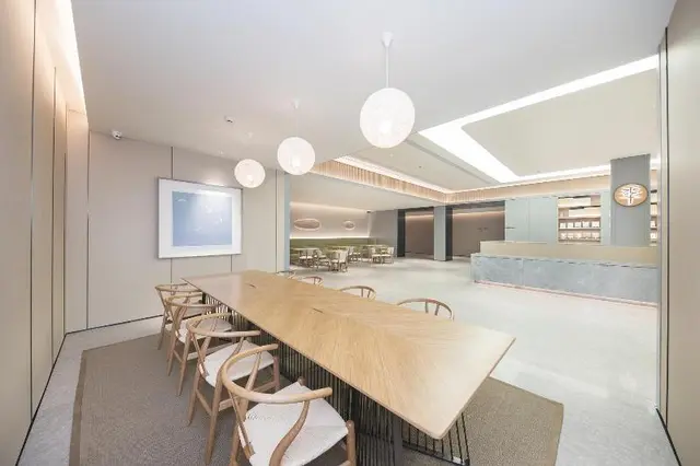 Ji Hotel (North Plaza, Ningbo Railway Station)