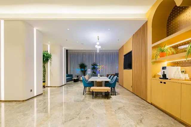Starway Hotel (Xining Limeng Commercial Pedestrian