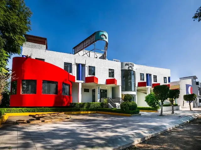 Hotel Casa Blanca