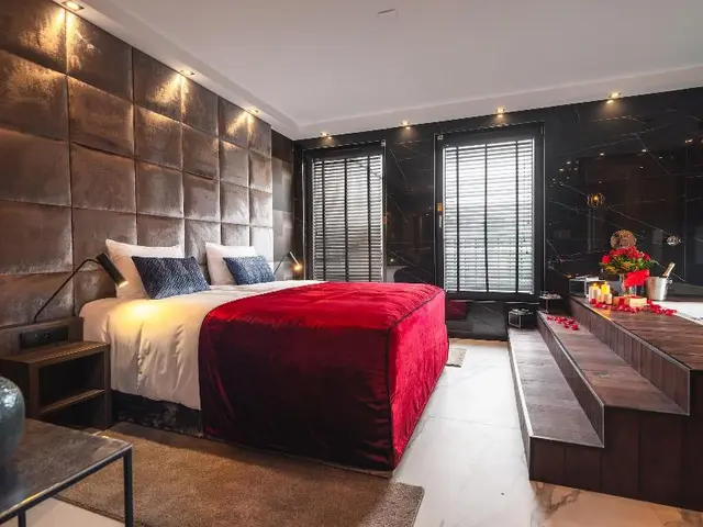 Art Suites Hotel