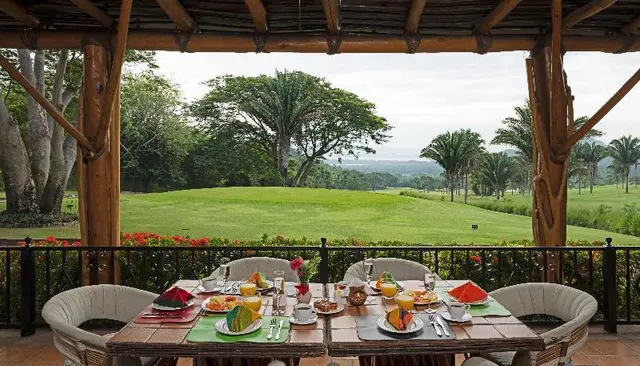 El Corazon Resort