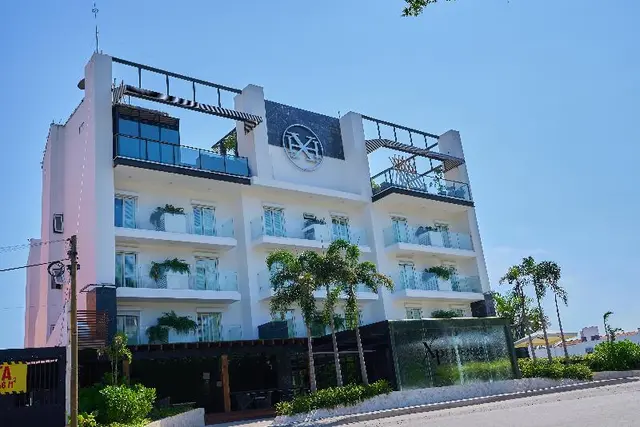 The Xperience by g & Beach Club