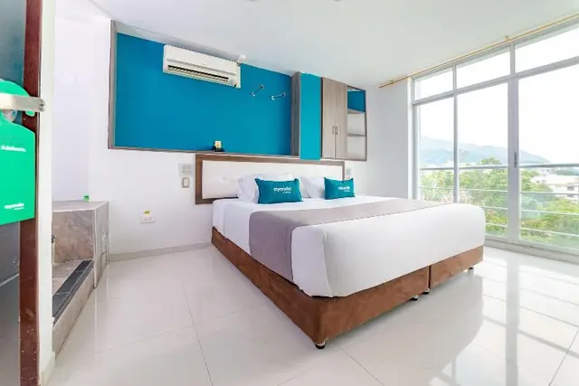 Ayenda Royal Fenix