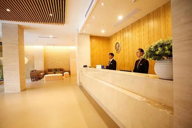 Ji Hotel (Haining Haichang South Road Leather City