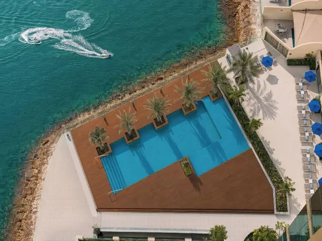 Aqua Vista Bahrain Hotel