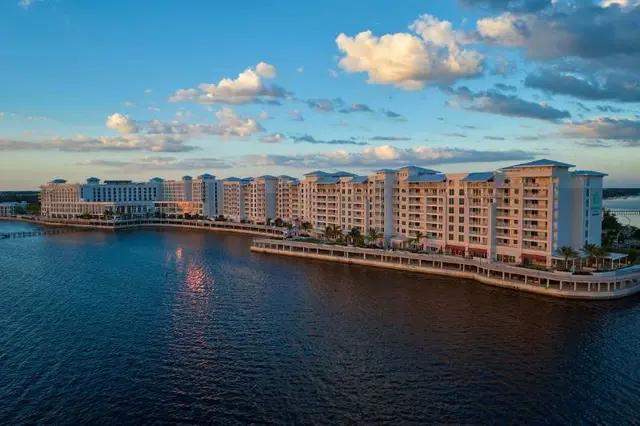 Sunseeker Resort Florida Gulf Coast, Curio Colle