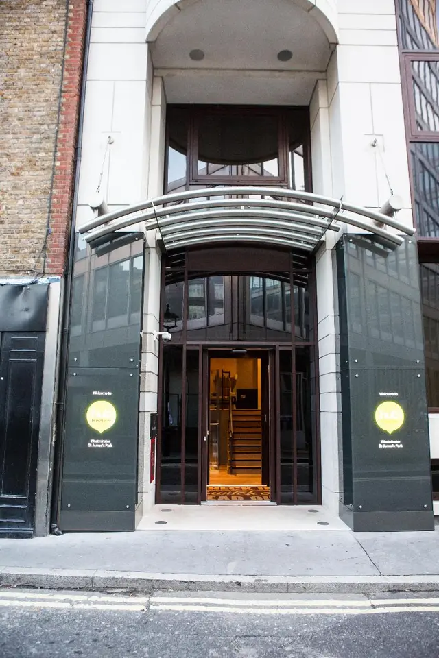 hub by Premier Inn LON Westminster, St James’ Park