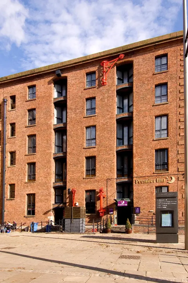 Premier Inn Liverpool City - Albert Dock