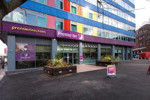 Premier Inn Leicester City Centre - Train Station